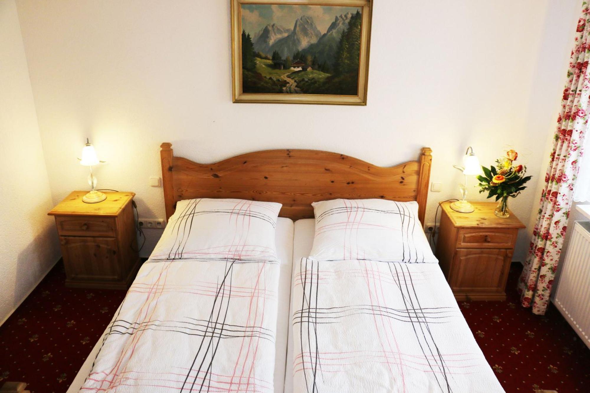 Landhotel Rangau Gasthof & Brennerei Markt Erlbach Dış mekan fotoğraf