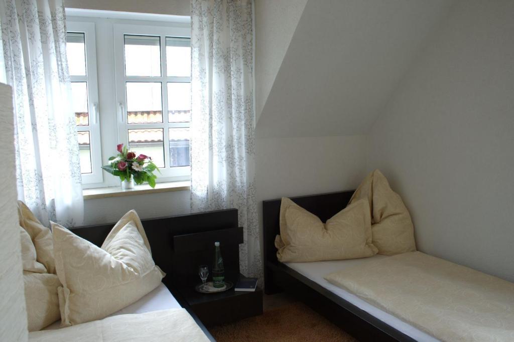 Landhotel Rangau Gasthof & Brennerei Markt Erlbach Oda fotoğraf